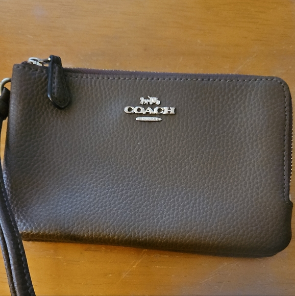 Coach Double Zip Dark Brown Leather Wristlet - Picture 1 of 1